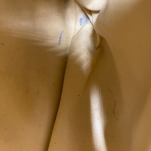 Vintage Laura Adams white leather fold over envelope clutch with black closure - Picture 2 of 11